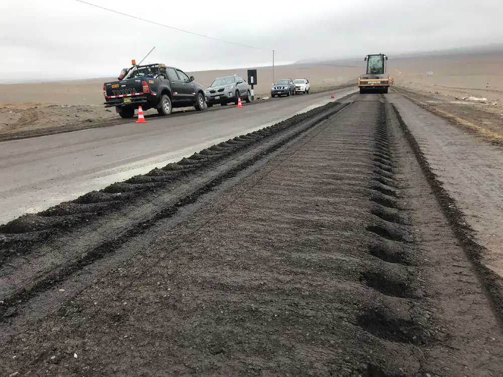 Trecho da Panamericana Sul entre Marcona -Puerto Lomas, Ica, Peru
